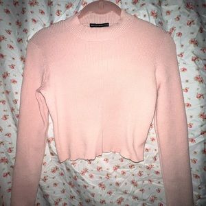 Brandy Melville cropped pink knitted sweater
